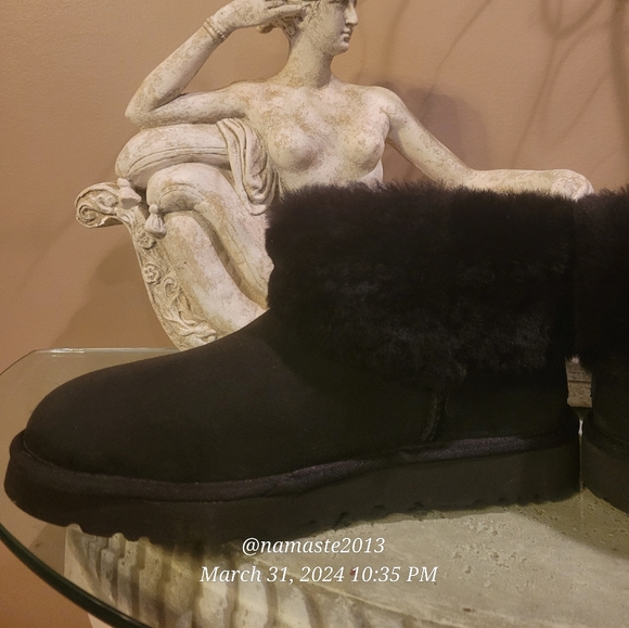 Ugg Women's Classic Mini Fluff Boot SN 1106757 Fur Designer Suede Winter #448 - Picture 4 of 14